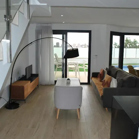Panoramisch Modern In Bij Benidorm Met 3 Slaapkamers, Gelegen Op De 1ste Lijn Met Privezwembad En Privetuin, Uitzicht Op Zee, Op Het Gebergte Puig Campana Met 'ruta Kilometro Vertical' En Op De Skyline Benidorm En Fine Holiday home Finestrat